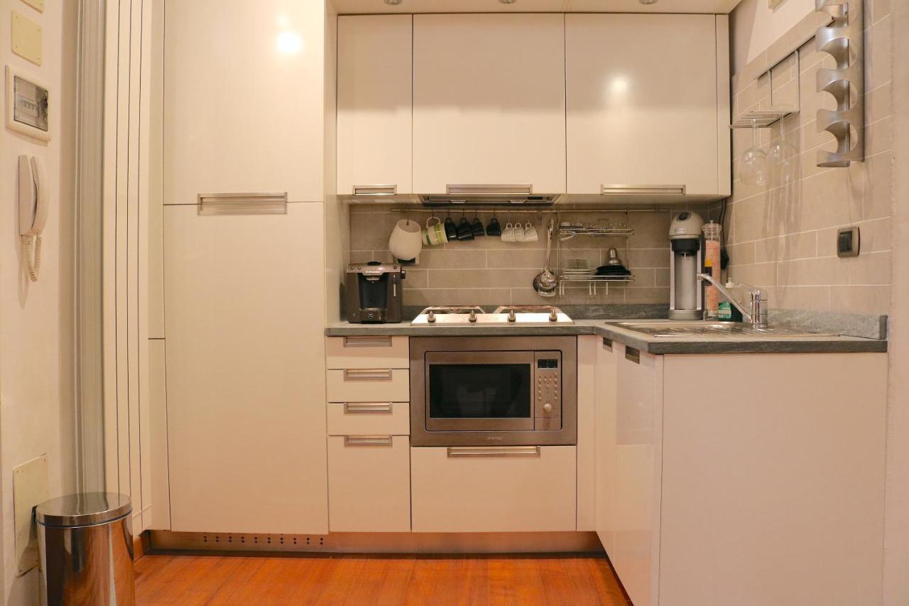 Charming Apartment In The Navigli District - 4 People Milán Exterior foto